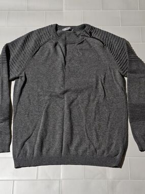 LC Waikiki Men's Moto Shoulder Zip Sweater Medium Grey Crewneck Knit Pullover